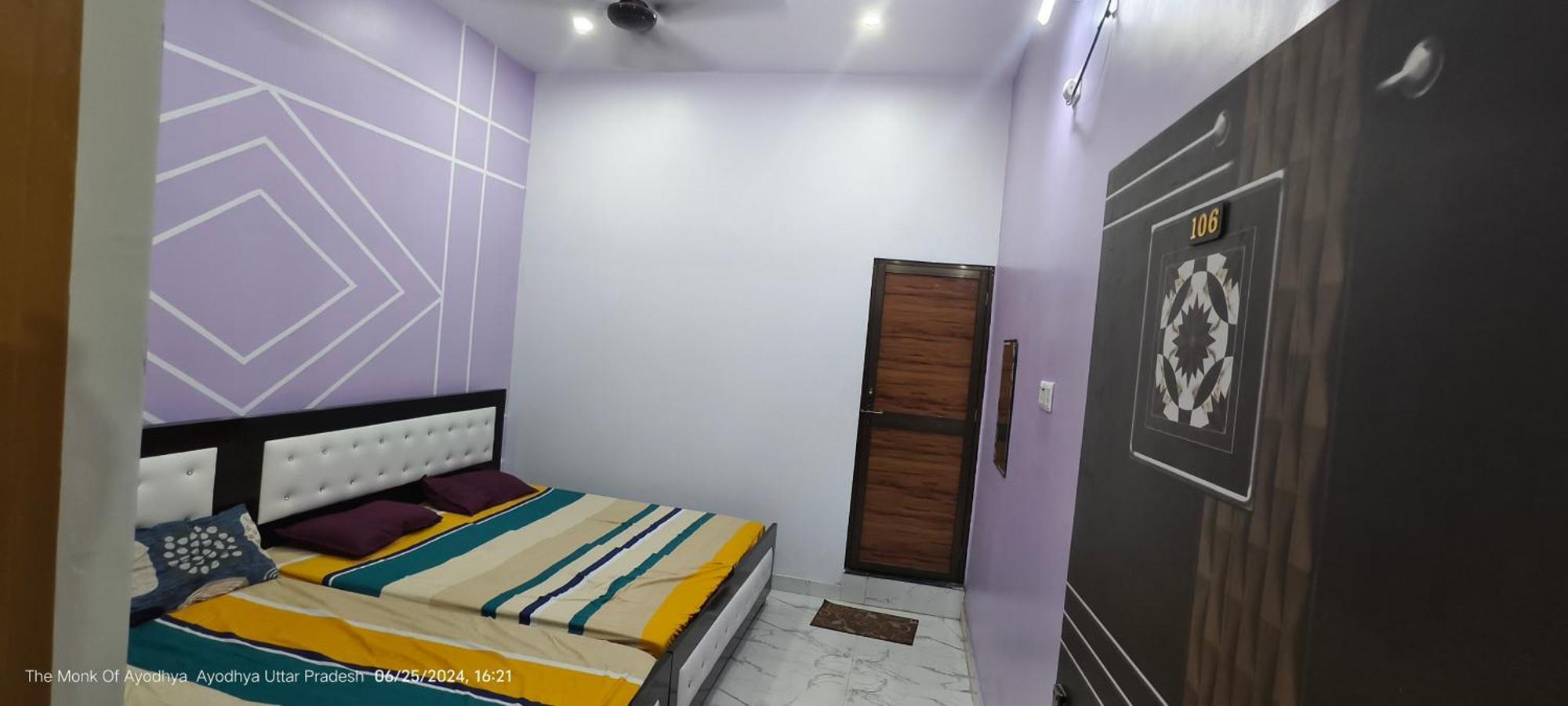 Shree Ayodhya Dham Guest House 300 Meter From Sri Ram Temple Free Pick Up , Drop , Breakfast & Wifi Exterior foto
